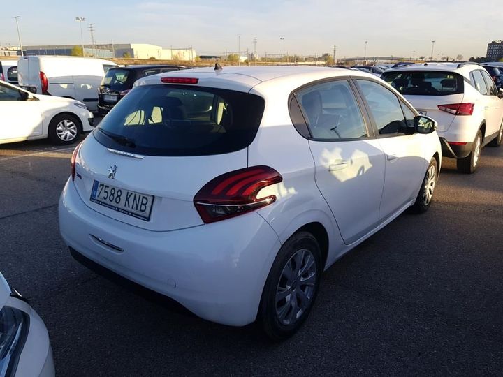 Photo 2 VIN: VF3CCBHW6JT031793 - PEUGEOT 208 