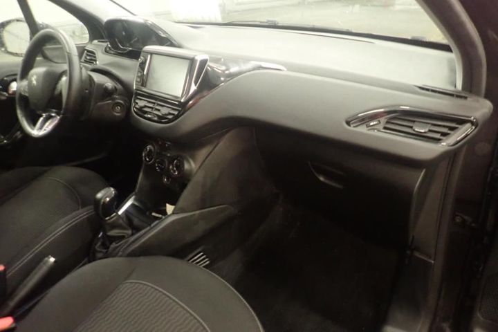 Photo 5 VIN: VF3CCBHW6JT050190 - PEUGEOT 208 5P 