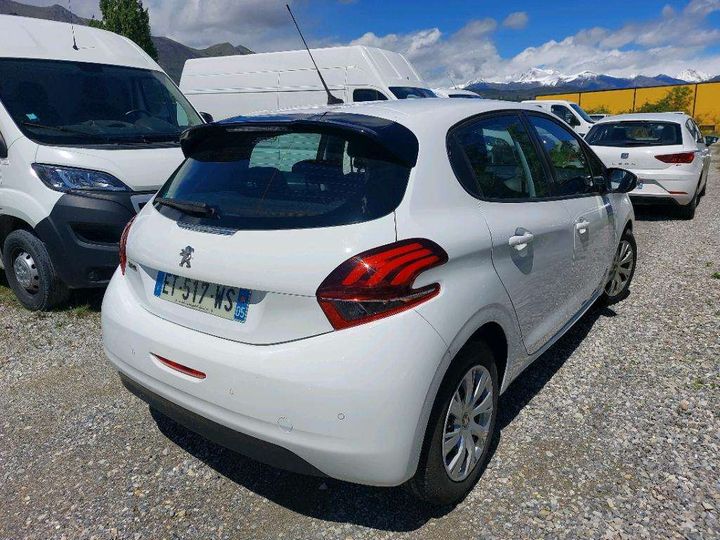 Photo 3 VIN: VF3CCBHW6JW019338 - PEUGEOT 208 