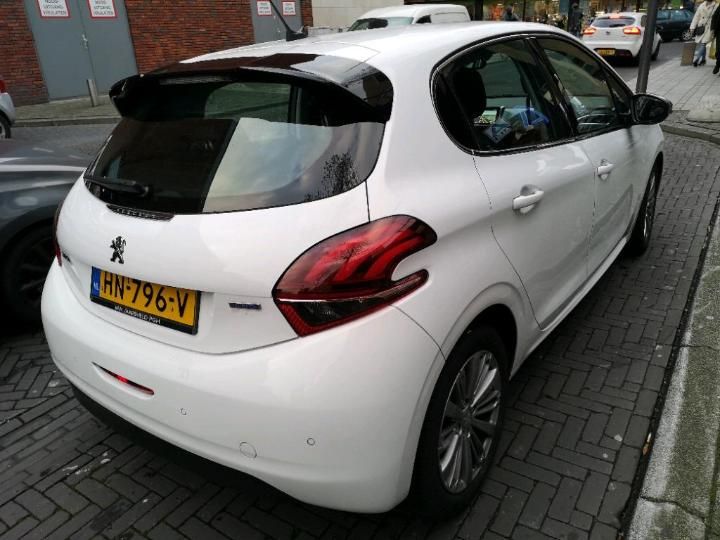 Photo 3 VIN: VF3CCBHY6FT234887 - PEUGEOT 208 