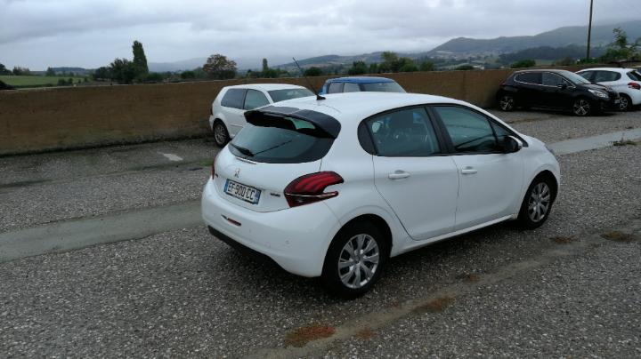 Photo 2 VIN: VF3CCBHY6GT190415 - PEUGEOT 208 