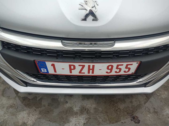 Photo 5 VIN: VF3CCBHY6GT200275 - PEUGEOT 208 &#3911 