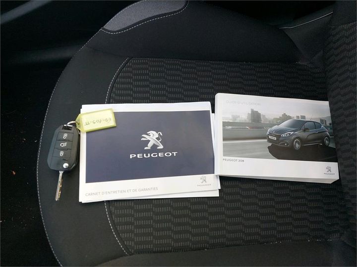 Photo 9 VIN: VF3CCBHY6GW022204 - PEUGEOT 208 