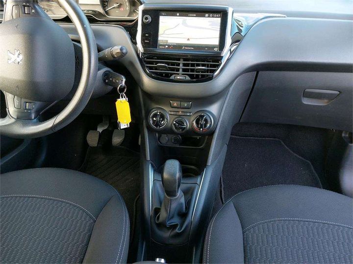 Photo 11 VIN: VF3CCBHY6HW056668 - PEUGEOT 208 