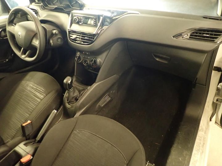 Photo 5 VIN: VF3CCBHY6HW118318 - PEUGEOT 208 5P AFFAIRE (2 SEATS) 