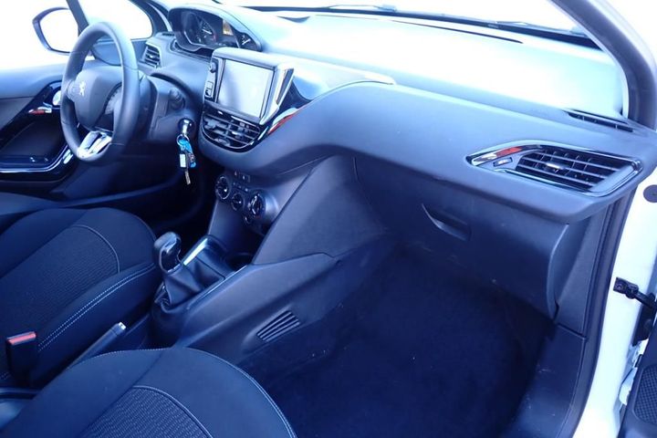 Photo 5 VIN: VF3CCBHY6HW174404 - PEUGEOT 208 