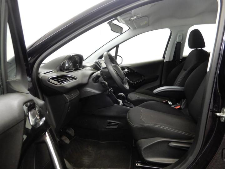 Photo 11 VIN: VF3CCBHY6JT004552 - PEUGEOT 208 