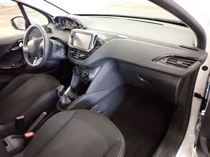 Photo 17 VIN: VF3CCBHY6JT036690 - PEUGEOT 208 