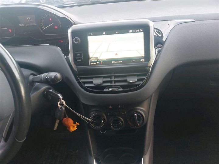 Photo 11 VIN: VF3CCBHY6JT037968 - PEUGEOT 208 