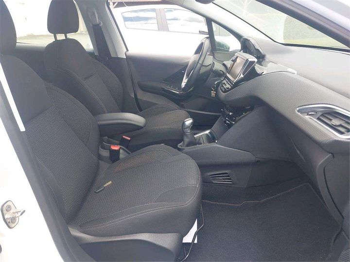 Photo 9 VIN: VF3CCBHY6JW018341 - PEUGEOT 208 