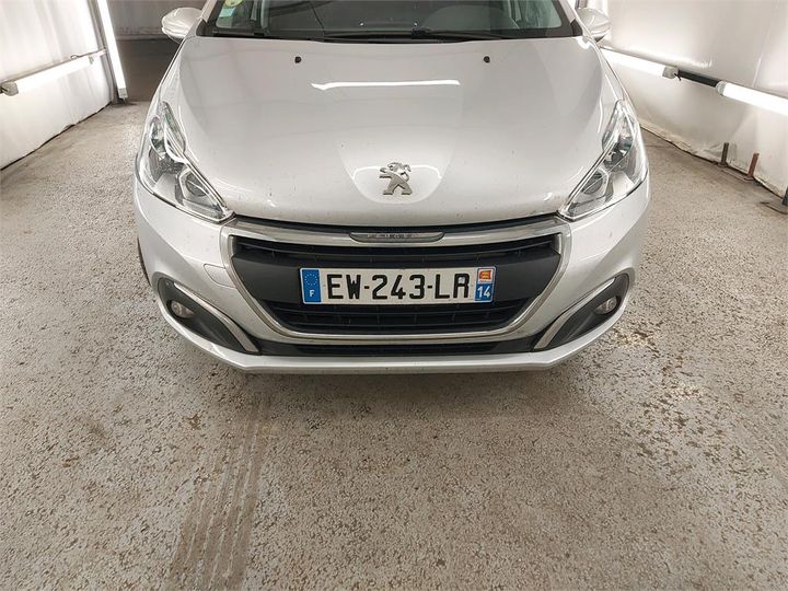 Photo 8 VIN: VF3CCBHY6JW027804 - PEUGEOT 208 