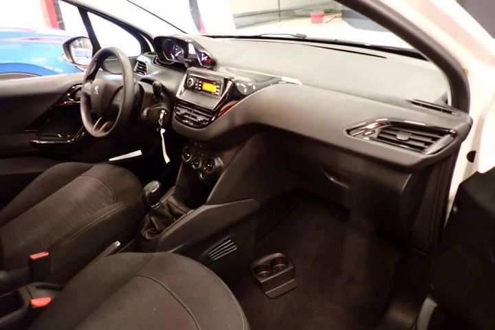 Photo 5 VIN: VF3CCBHY6JW034113 - PEUGEOT 208 5P AFFAIRE (2 SEATS) 