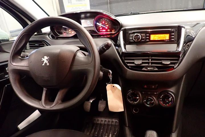 Photo 7 VIN: VF3CCBHY6JW034113 - PEUGEOT 208 5P AFFAIRE (2 SEATS) 