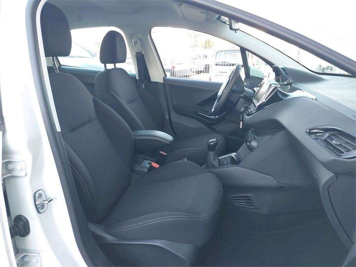 Photo 17 VIN: VF3CCBHY6JW036461 - PEUGEOT 208 