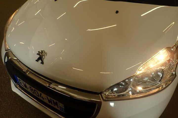 Photo 19 VIN: VF3CCBHY6JW056993 - PEUGEOT 208 5P AFFAIRE (2 SEATS) 