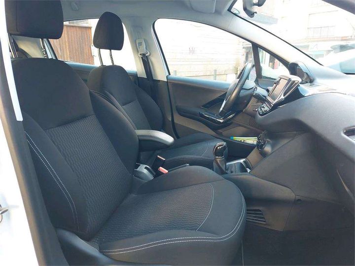 Photo 5 VIN: VF3CCBHY6JW057407 - PEUGEOT 208 