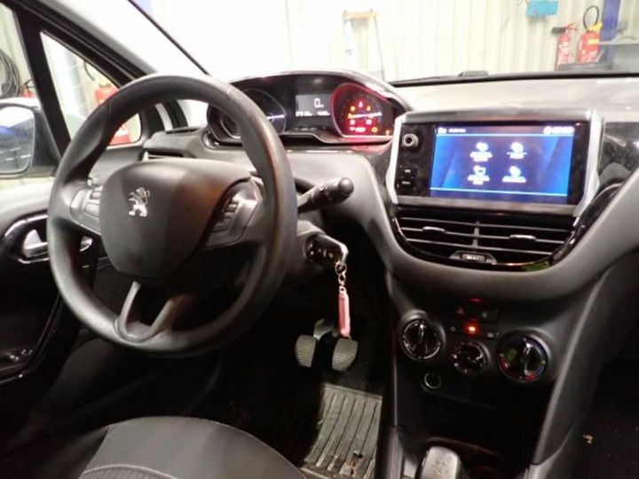 Photo 7 VIN: VF3CCHMMPJW157961 - PEUGEOT 208 