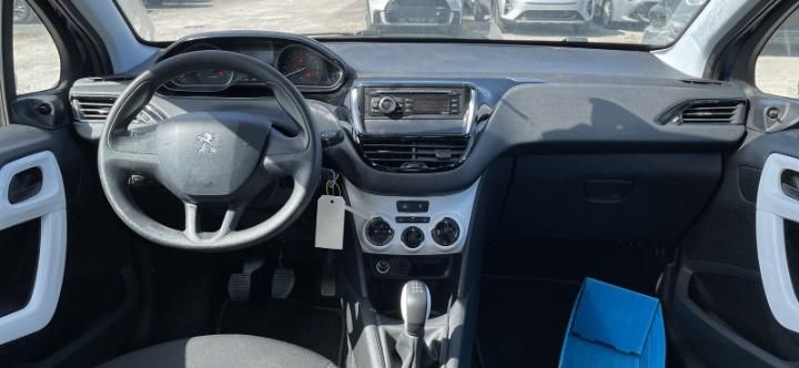 Photo 6 VIN: VF3CCHMP6HT029451 - PEUGEOT 208 HATCHBACK 