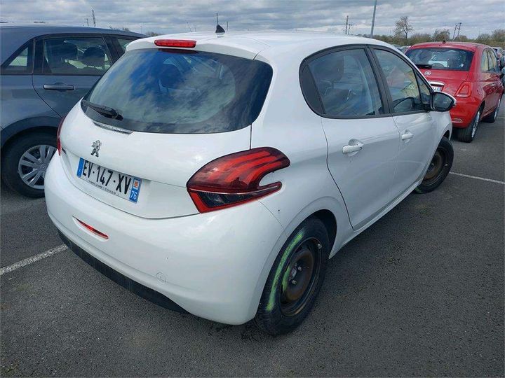 Photo 3 VIN: VF3CCHMP6JW027326 - PEUGEOT 208 