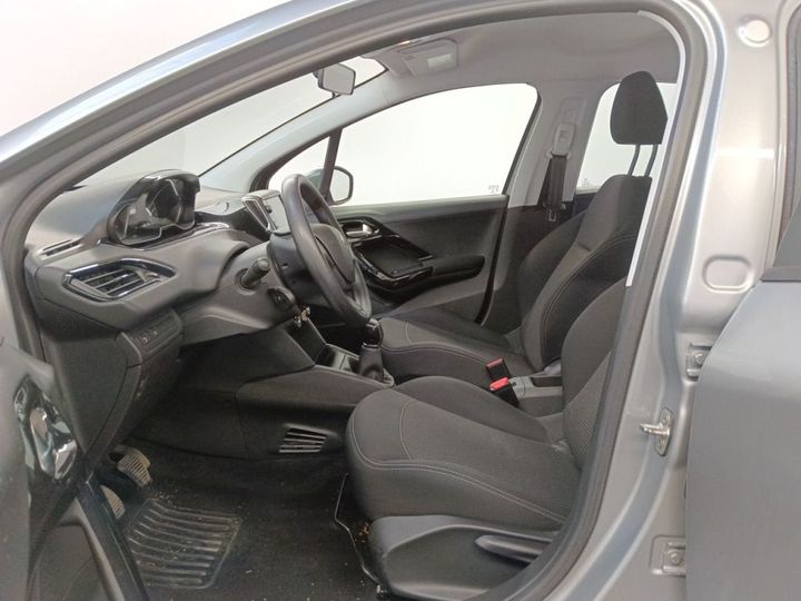 Photo 2 VIN: VF3CCHMRPKT024405 - PEUGEOT 208 '11 