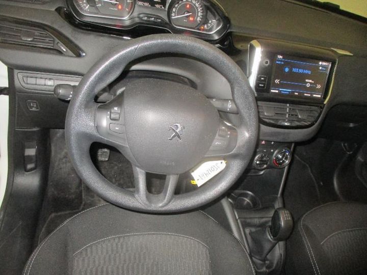 Photo 5 VIN: VF3CCHMX6JT012461 - PEUGEOT 208 