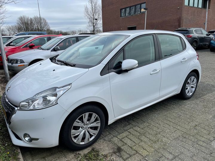 Photo 1 VIN: VF3CCHMZ0CT106157 - PEUGEOT 208 