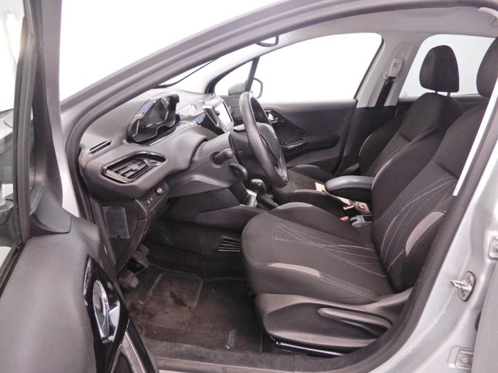 Photo 5 VIN: VF3CCHMZ0CT135123 - PEUGEOT 208 