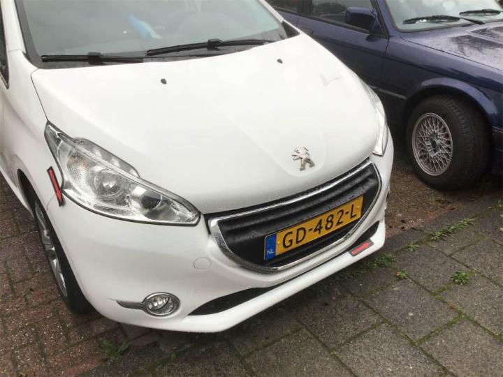 Photo 4 VIN: VF3CCHMZ6FT081562 - PEUGEOT 208 