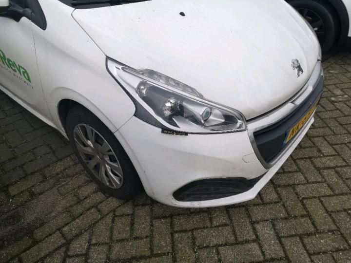 Photo 16 VIN: VF3CCHMZ6HT010141 - PEUGEOT 208 