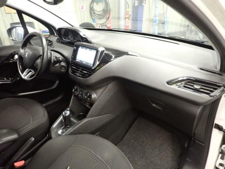 Photo 5 VIN: VF3CCHMZ6HT026118 - PEUGEOT 208 