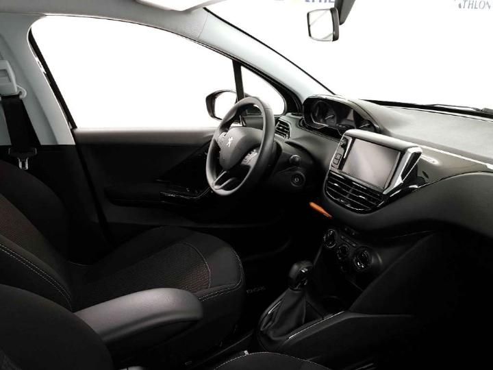 Photo 5 VIN: VF3CCHMZ6HT075125 - PEUGEOT 208 