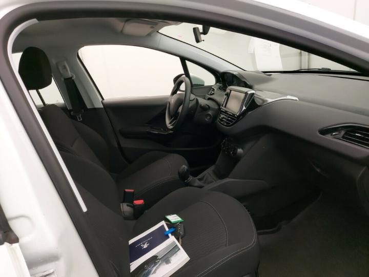 Photo 26 VIN: VF3CCHMZ6HW001730 - PEUGEOT 208 