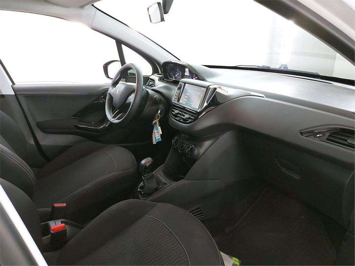 Photo 4 VIN: VF3CCHMZ6HW044861 - PEUGEOT 208 