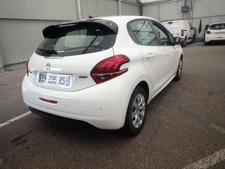 Photo 2 VIN: VF3CCHMZ6HW077537 - PEUGEOT 208 