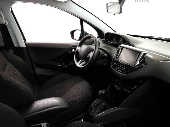 Photo 5 VIN: VF3CCHMZ6HW082882 - PEUGEOT 208 