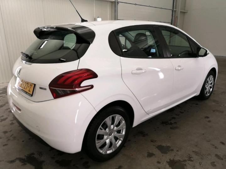 Photo 2 VIN: VF3CCHMZ6HW110123 - PEUGEOT 208 