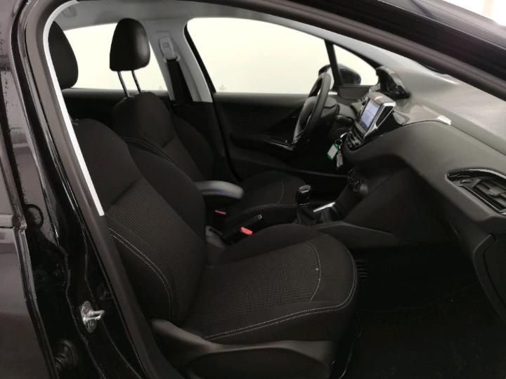 Photo 3 VIN: VF3CCHMZ6JT014323 - PEUGEOT 208 