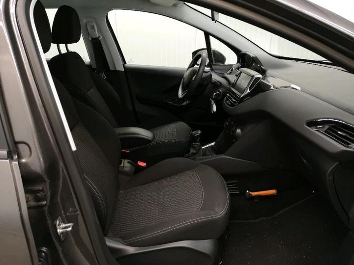 Photo 5 VIN: VF3CCHMZ6JT067900 - PEUGEOT 208 