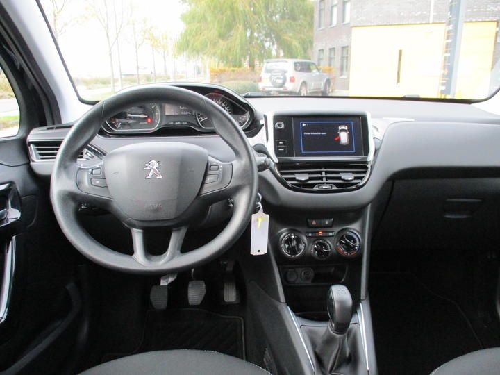 Photo 4 VIN: VF3CCHMZ6JT067913 - PEUGEOT 208 HATCHBACK 