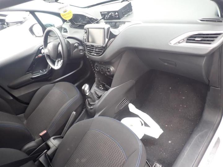 Photo 6 VIN: VF3CCHMZ6JW015920 - PEUGEOT 208 5P 