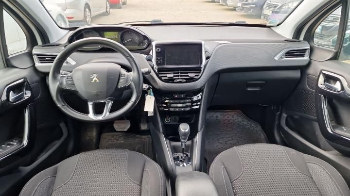 Photo 9 VIN: VF3CCHNPNJT093719 - PEUGEOT 208 HATCHBACK 