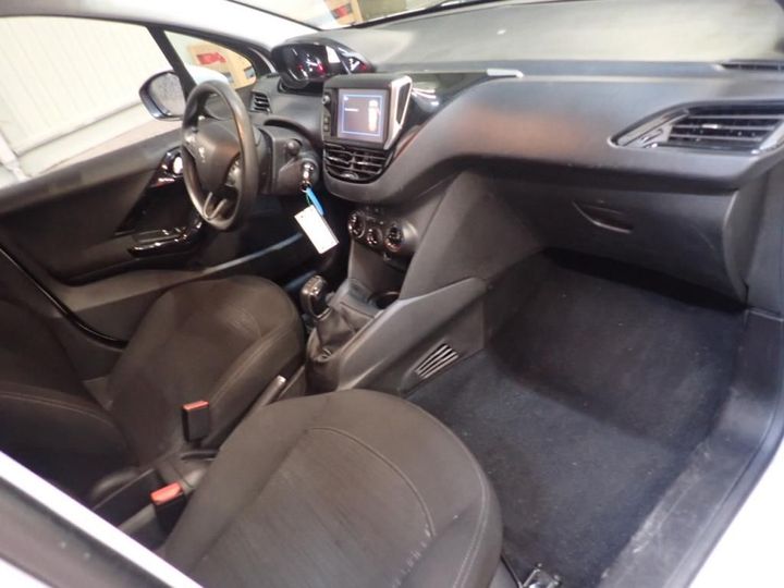 Photo 8 VIN: VF3CCYHYPKW075543 - PEUGEOT 208 5P AFFAIRE (2 SEATS) 