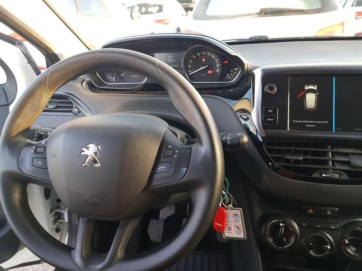 Photo 17 VIN: VF3CCYHYSJW088267 - PEUGEOT 208 