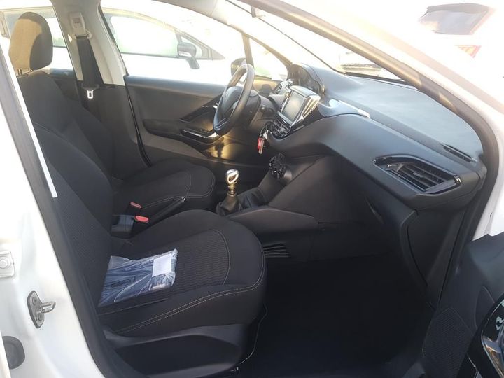 Photo 10 VIN: VF3CCYHYSJW088267 - PEUGEOT 208 