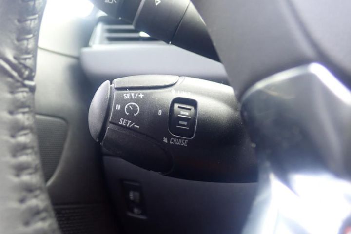 Photo 9 VIN: VF3CCYHYSJW107825 - PEUGEOT 208 5P AFFAIRE (2 SEATS) 