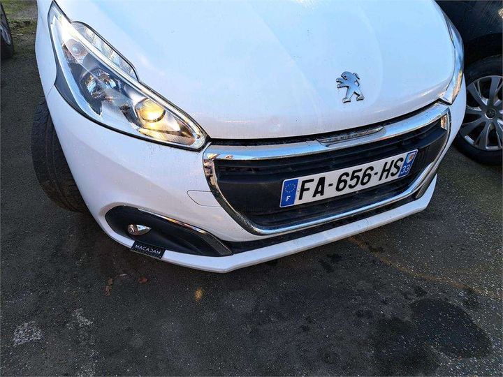 Photo 15 VIN: VF3CCYHYSJW107917 - PEUGEOT 208 