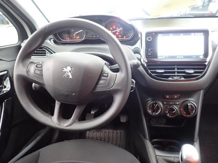 Photo 8 VIN: VF3CCYHYSJW121255 - PEUGEOT 208 AFFAIRE 