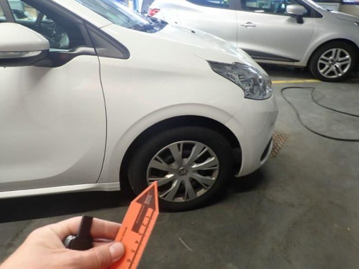 Photo 19 VIN: VF3CCYHYSJW139641 - PEUGEOT 208 5P AFFAIRE (2 SEATS) 