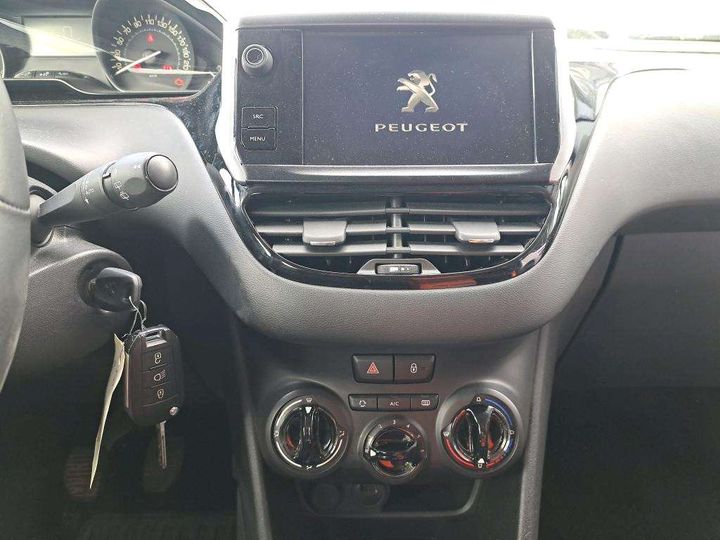 Photo 10 VIN: VF3CCYHYSJW154772 - PEUGEOT 208 