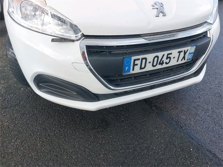 Photo 15 VIN: VF3CCYHYSJW158135 - PEUGEOT 208 AFFAIRE 